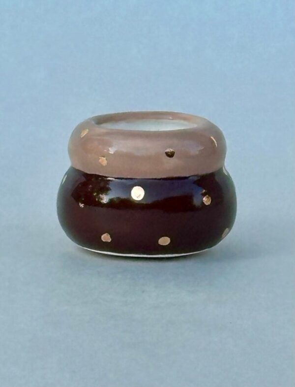 Light and dark brown with gold mini
