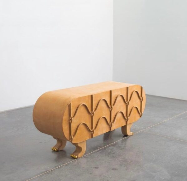 Reja Credenza